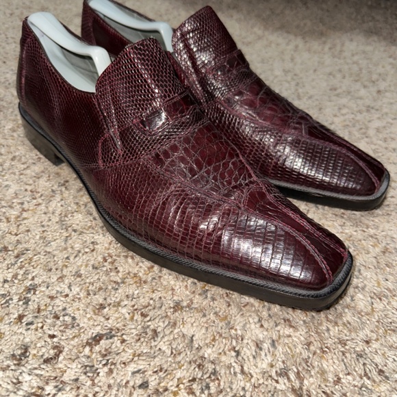 Dress shoes main image 3